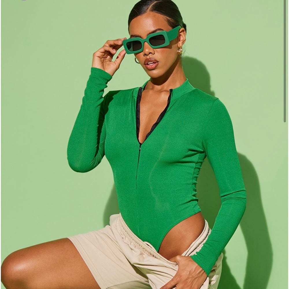 PRETTYLITTLETHING Bright Green Rib Zip Up Long Sleeve Bodysuit